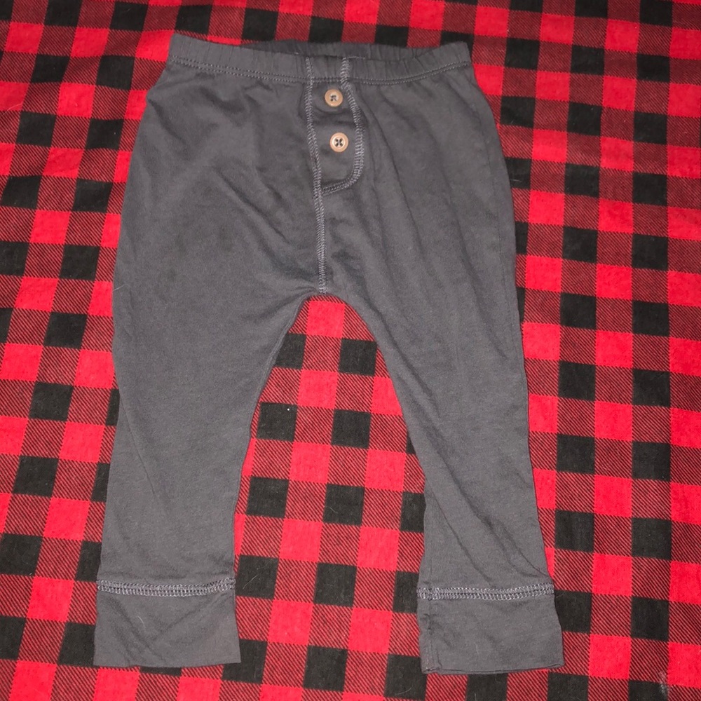 Carter’s 12 month pants